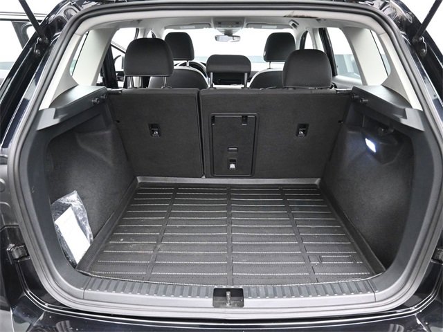 Certified 2025 Volkswagen Taos S image 29