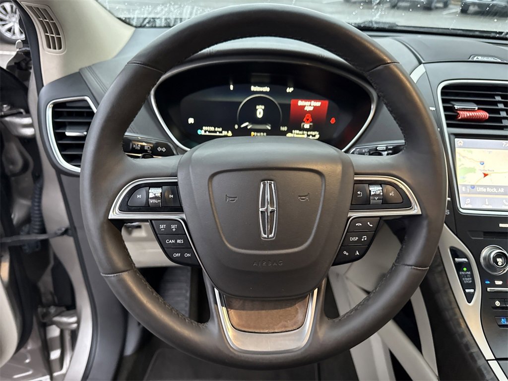Used 2019 Lincoln Nautilus Reserve image 26