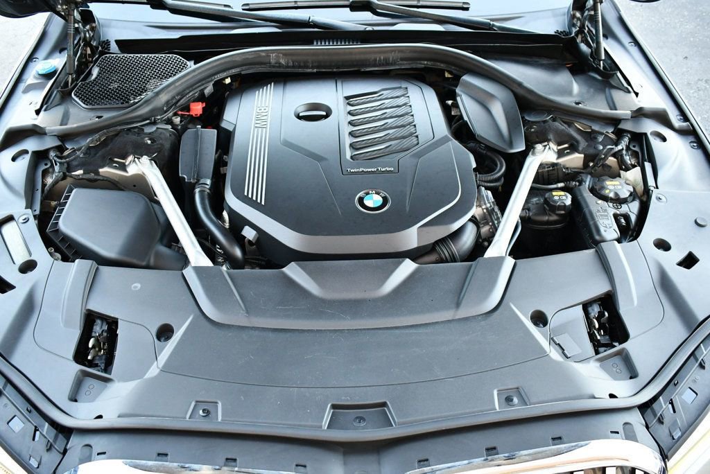 Used 2020 BMW 740i w/ Luxury Rear Seating Package image 68