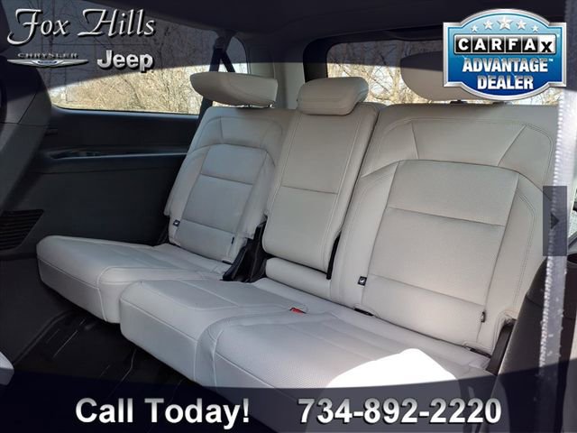 Used 2025 Lincoln Navigator L Reserve image 11