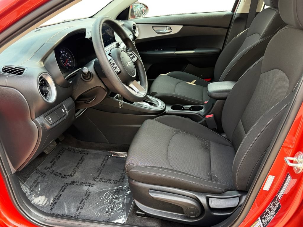 Certified 2024 Kia Forte LXS FWD image 17
