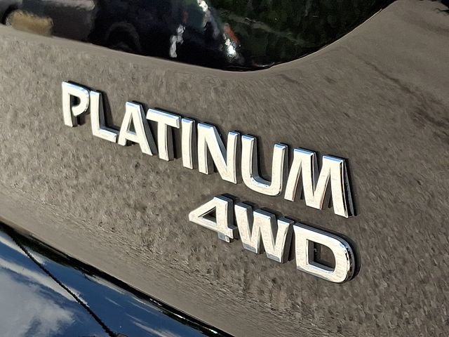 Used 2022 Nissan Pathfinder Platinum w/ Cargo Package AWD/4WD image 32