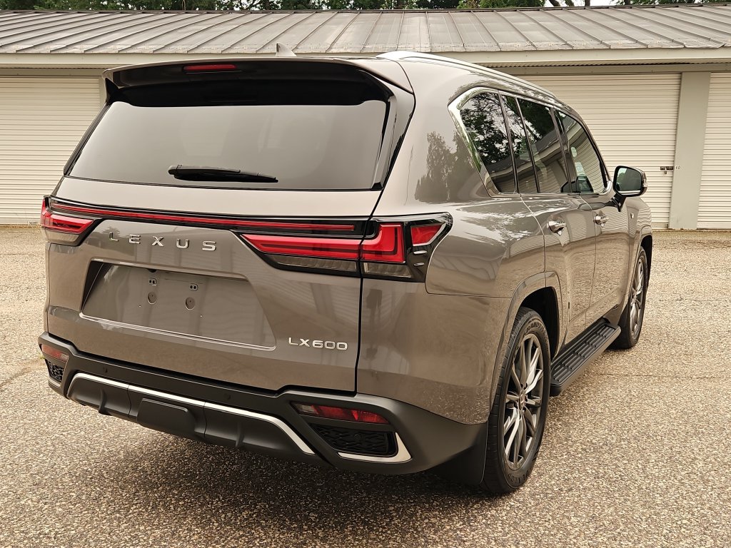 Used 2023 Lexus LX 600 F Sport w/ Accessory Package (P3) AWD/4WD image 6