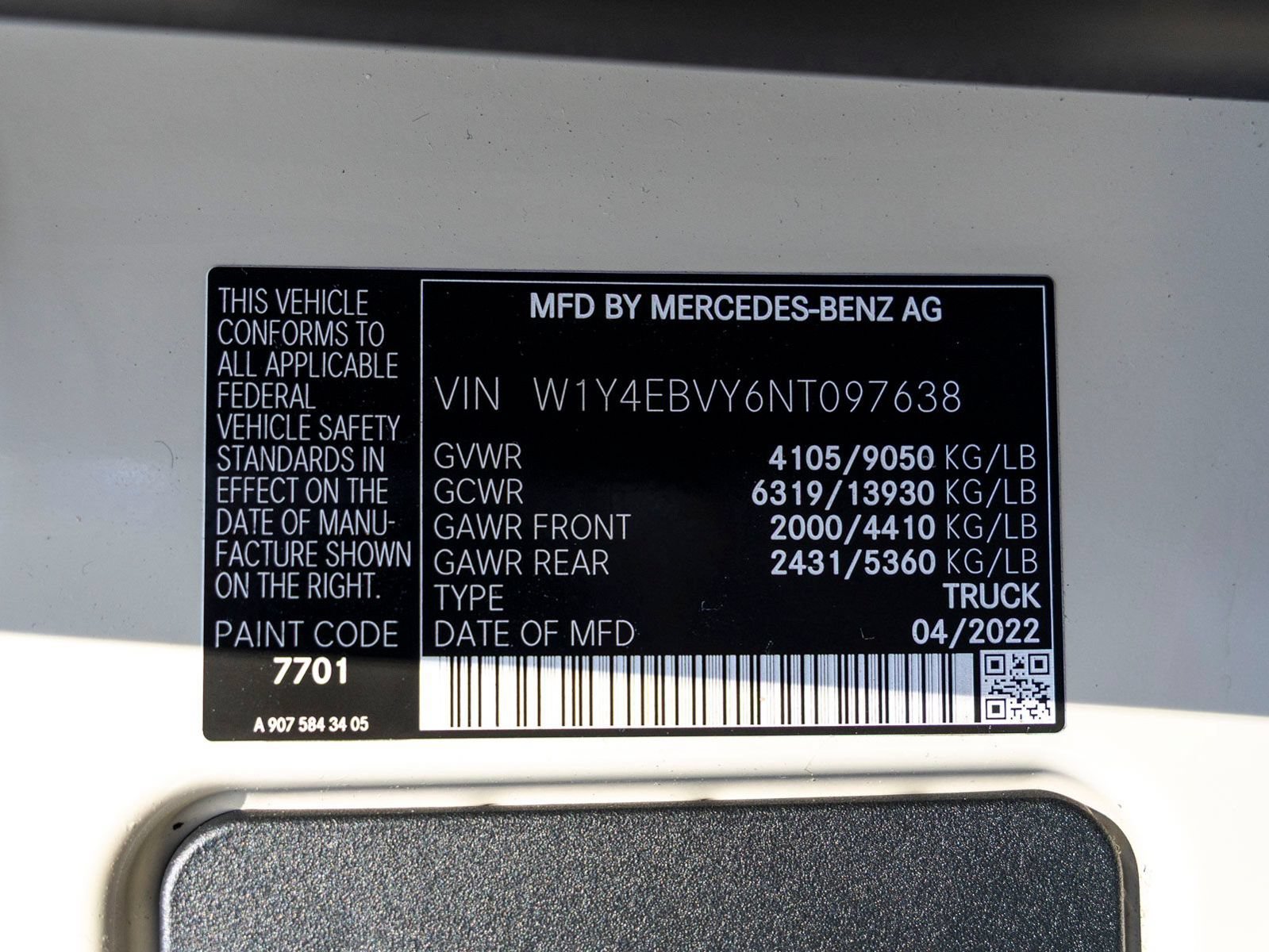 Used 2022 Mercedes-Benz Sprinter 2500 w/ Acoustic Package image 26