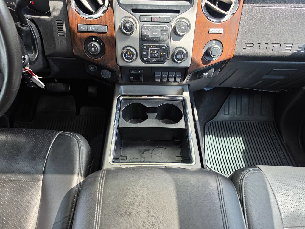 Used 2016 Ford F250 Lariat w/ Lariat Ultimate Package AWD/4WD image 27