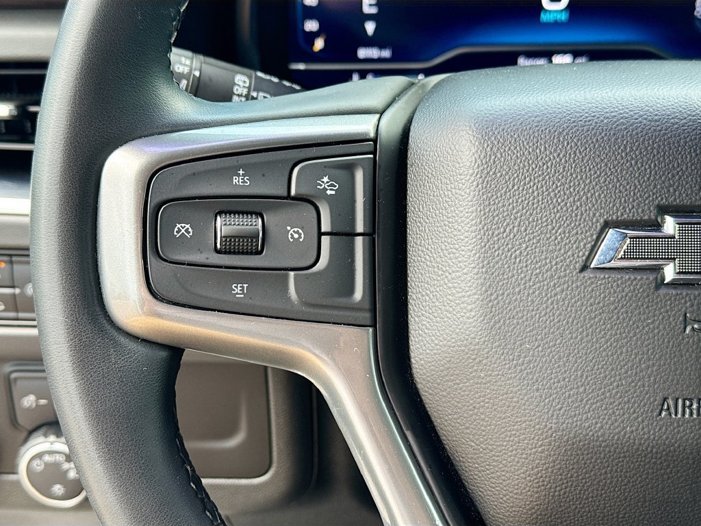 Used 2023 Chevrolet Tahoe Z71 AWD/4WD image 12