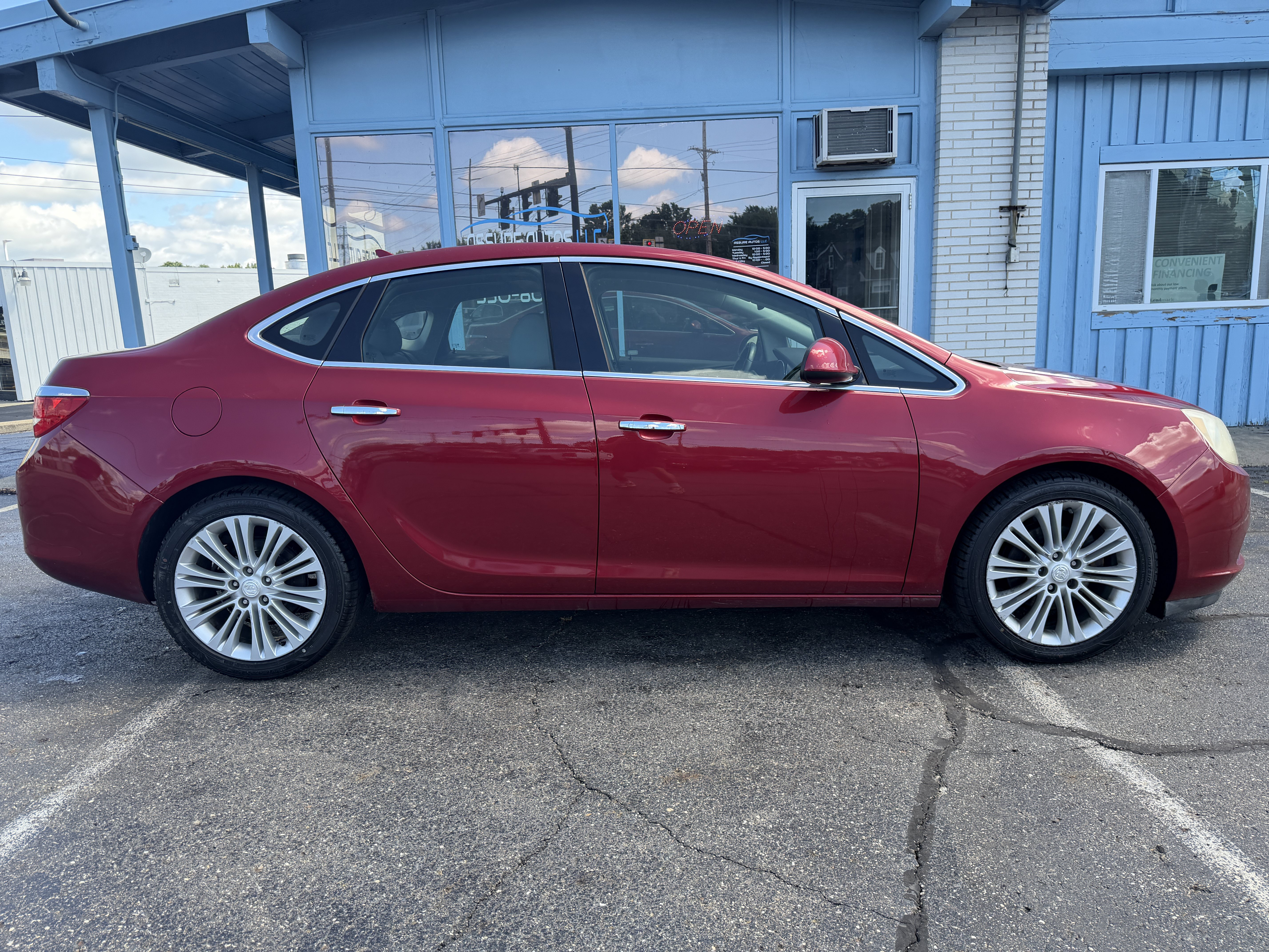 Used 2013 Buick Verano Convenience FWD image 6