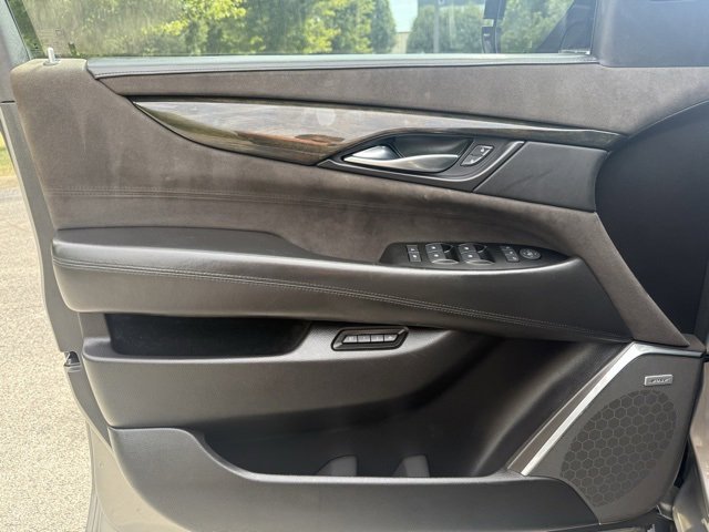 Used 2017 Cadillac Escalade ESV Platinum image 8