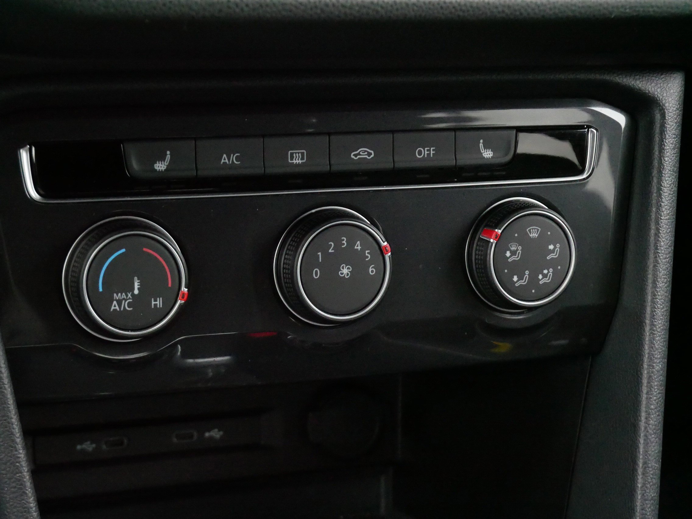 Certified 2023 Volkswagen Tiguan S AWD/4WD image 23