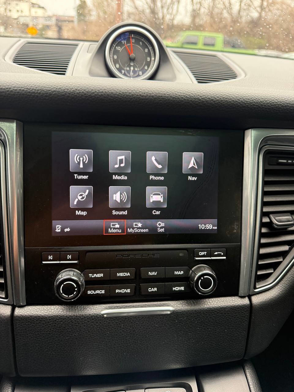 Used 2017 Porsche Macan image 21