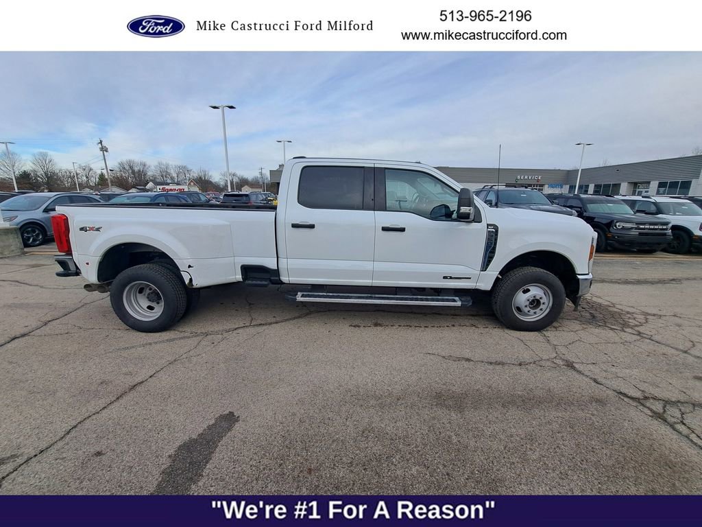 Used 2024 Ford F350 XLT image 6