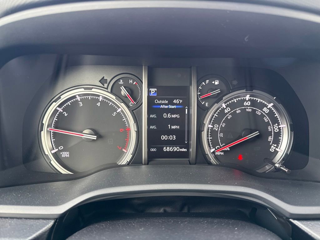 Used 2022 Toyota 4Runner TRD Off-Road Premium image 30