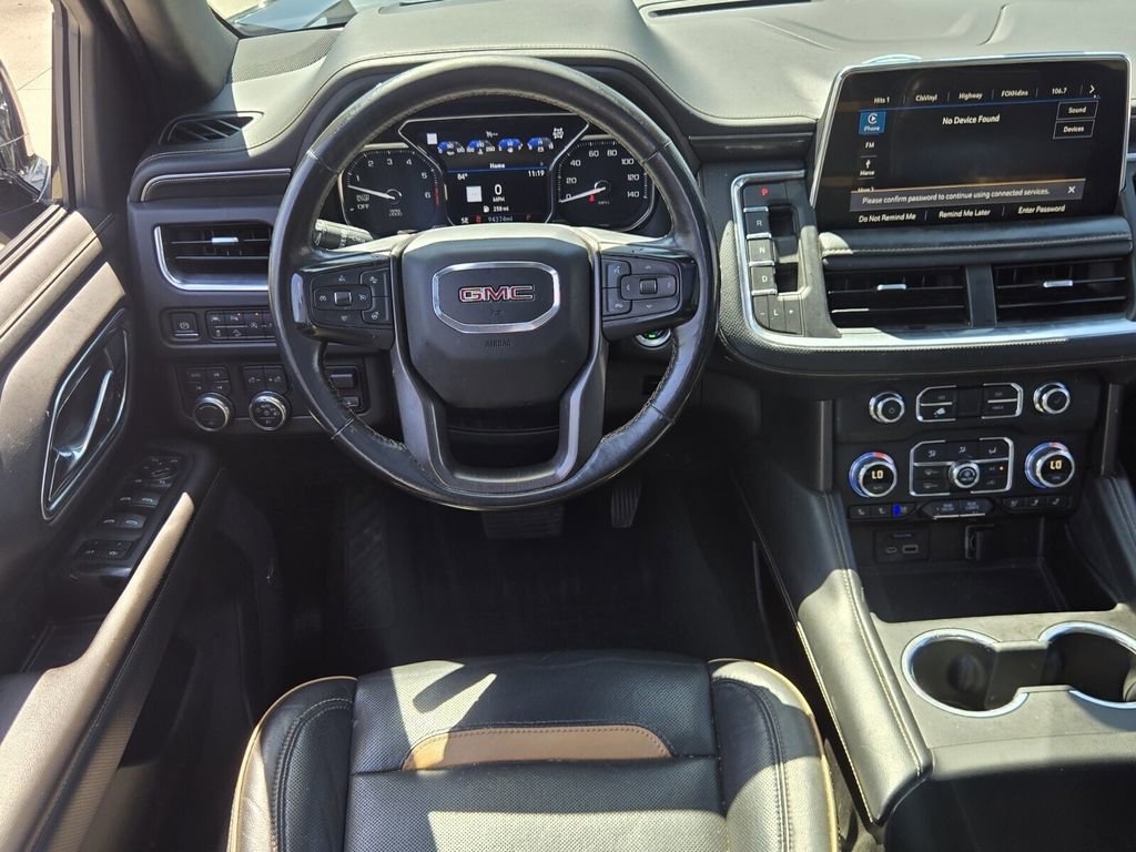 Used 2021 GMC Yukon XL AT4 w/ AT4 Premium Plus Package AWD/4WD image 11