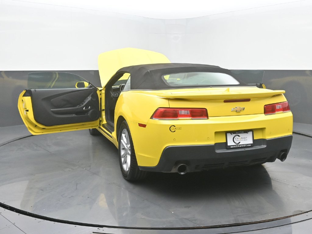 Used 2015 Chevrolet Camaro LT RWD image 55