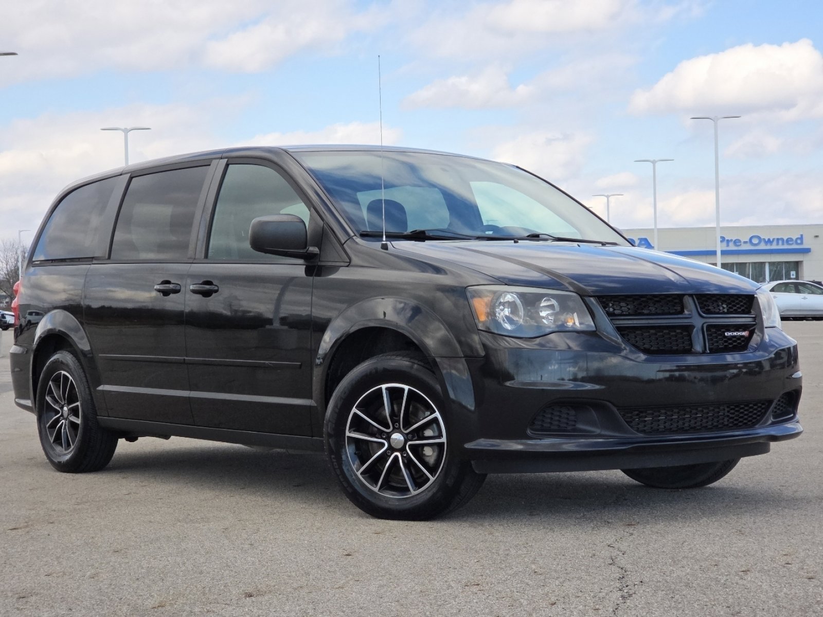 Used 2015 Dodge Grand Caravan SE w/ Quick Order Package 29E SE video 2