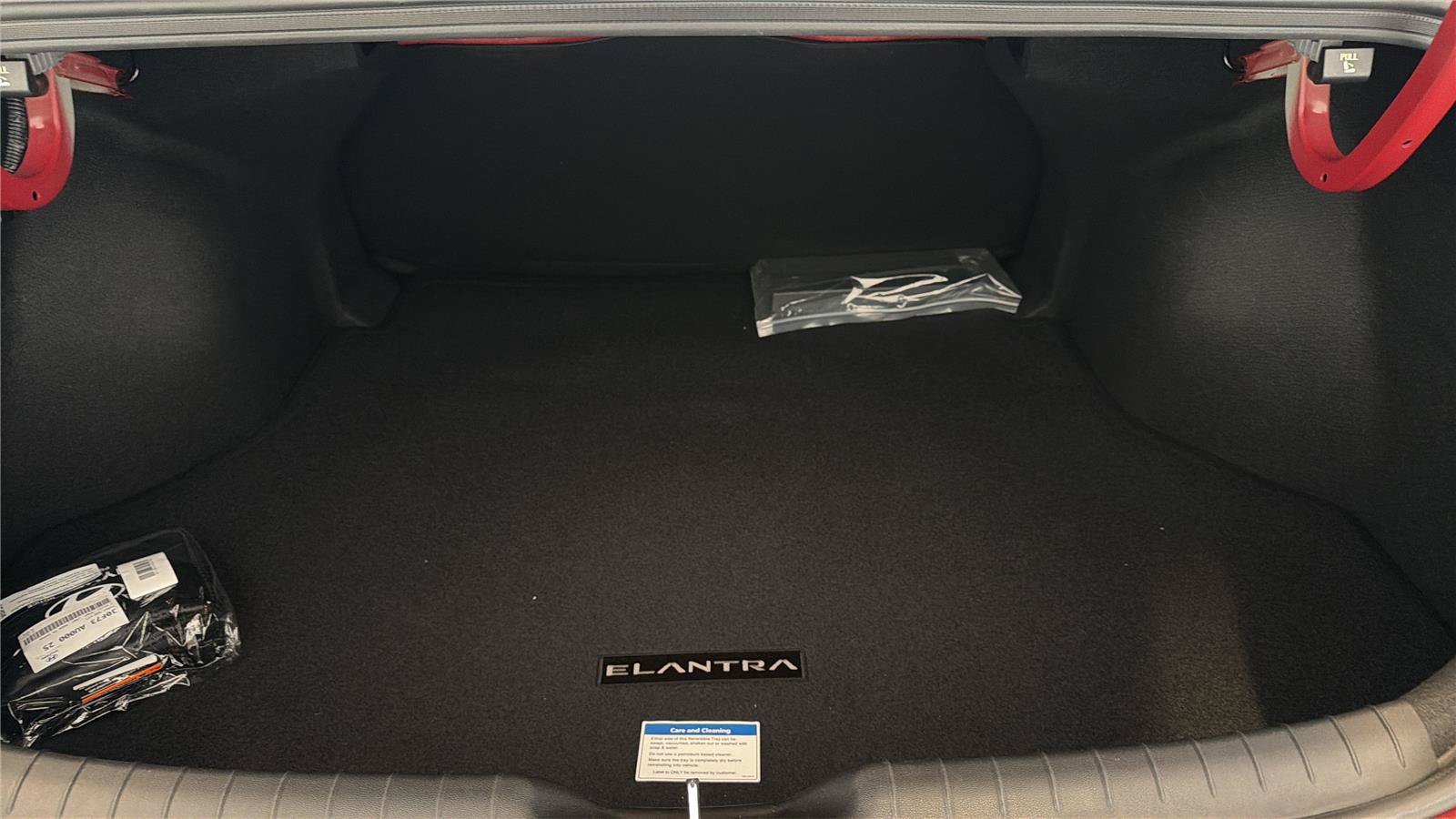 Certified 2026 Hyundai Elantra SE FWD image 10