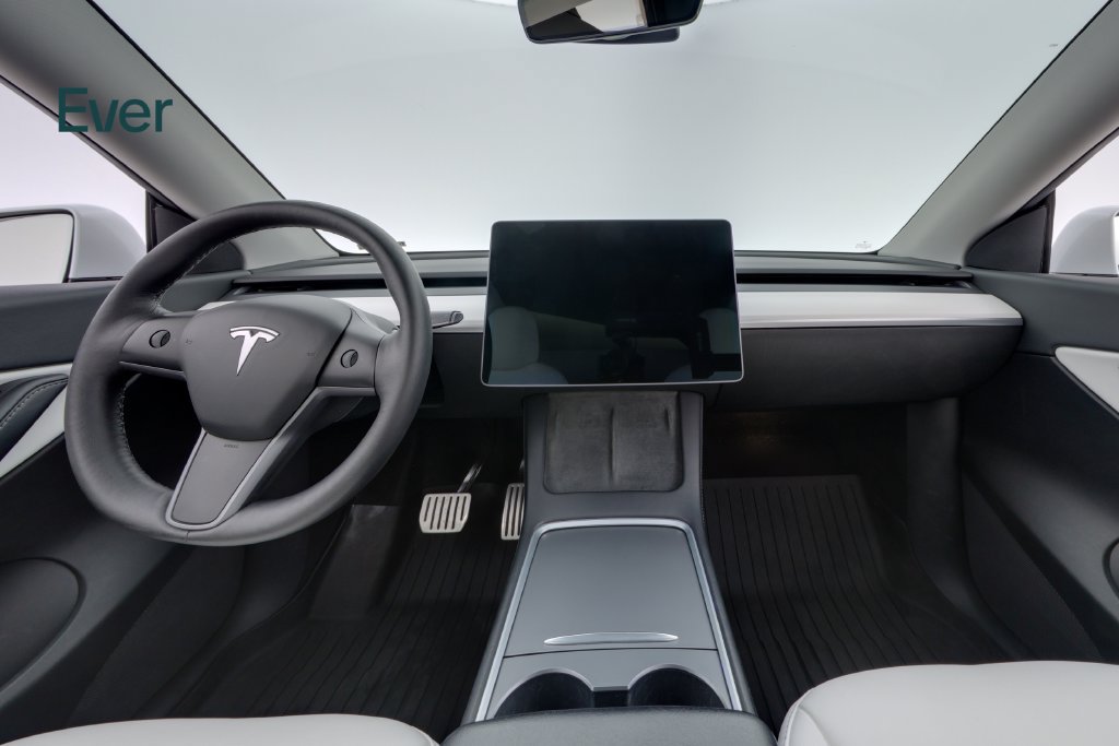 Used 2022 Tesla Model Y Performance AWD/4WD image 26