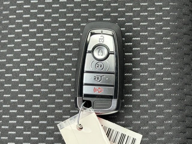 New 2025 Ford Escape ST-Line w/ Cold Weather Package image 30