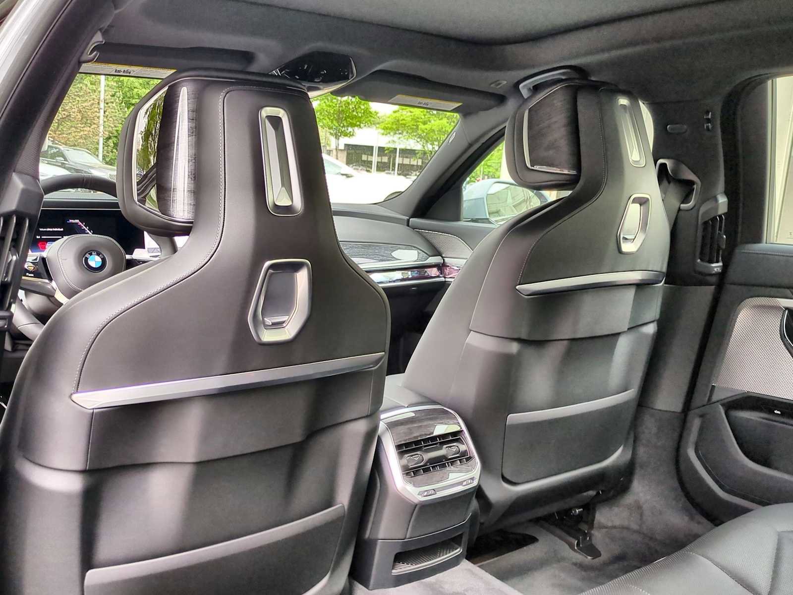 New 2025 BMW 740i xDrive 740i xDrive image 19