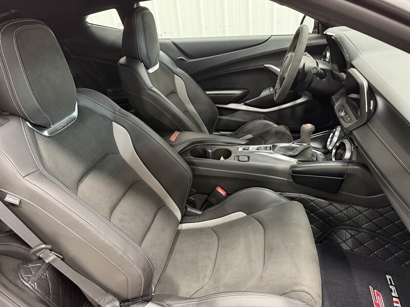 Used 2024 Chevrolet Camaro SS RWD image 17