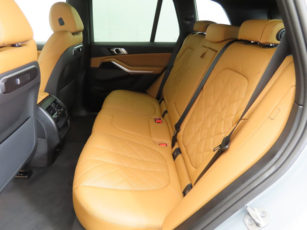 New 2026 BMW X5 sDrive40i w/ M Sport Package image 21