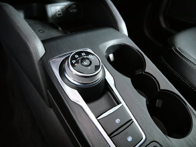 Certified 2025 Ford Escape Platinum AWD/4WD image 23