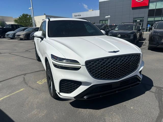 Used 2022 Genesis GV70 3.5T Sport w/ Sport Prestige Package AWD/4WD image 3