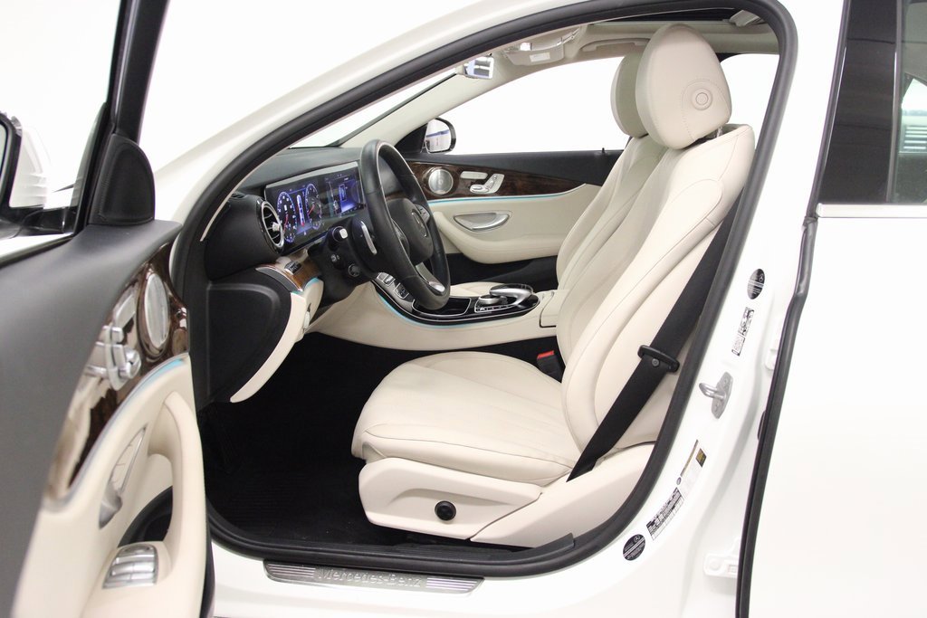 Used 2018 Mercedes-Benz E 300 E 300 image 17