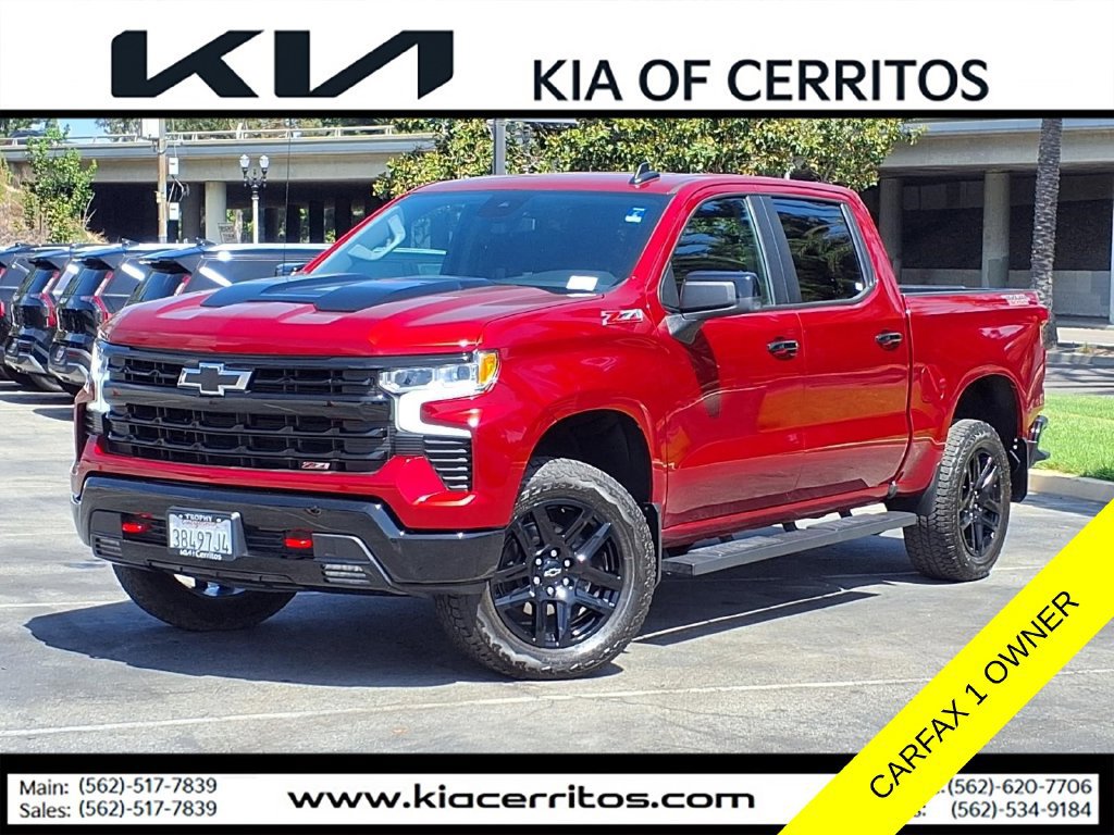 Used 2026 Chevrolet Silverado 1500 LT Trail Boss w/ Protection Package AWD/4WD image 1