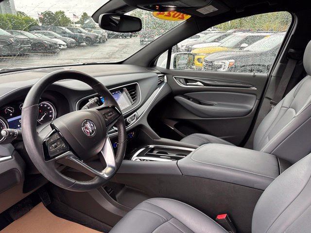 Used 2024 Buick Enclave Essence FWD image 10