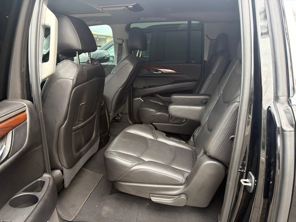 Used 2019 Cadillac Escalade ESV Premium Luxury AWD/4WD image 5