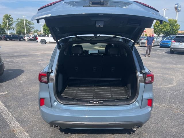Used 2024 Ford Escape ST-Line Select w/ Tech Pack #1 image 11