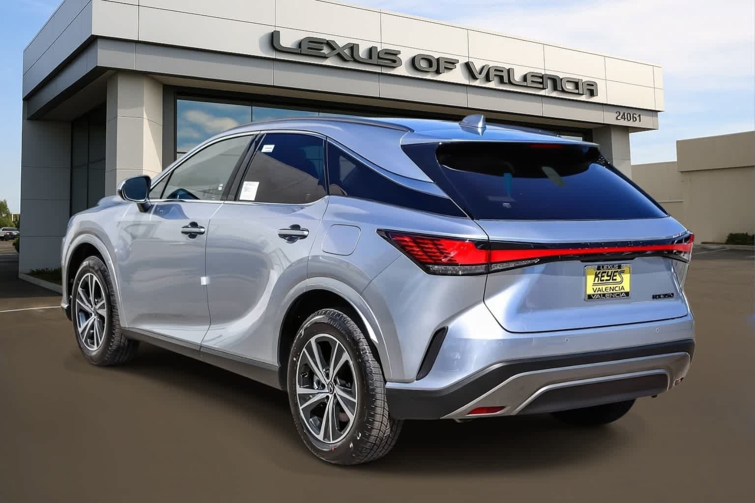 New 2026 Lexus RX 350 Premium w/ Accessory Package (Z1) FWD image 2
