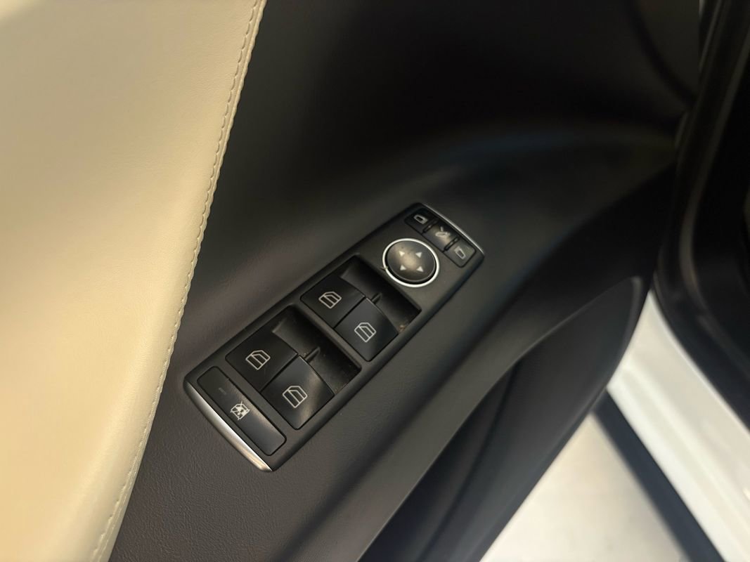 Used 2019 Tesla Model X Long Range AWD/4WD image 29