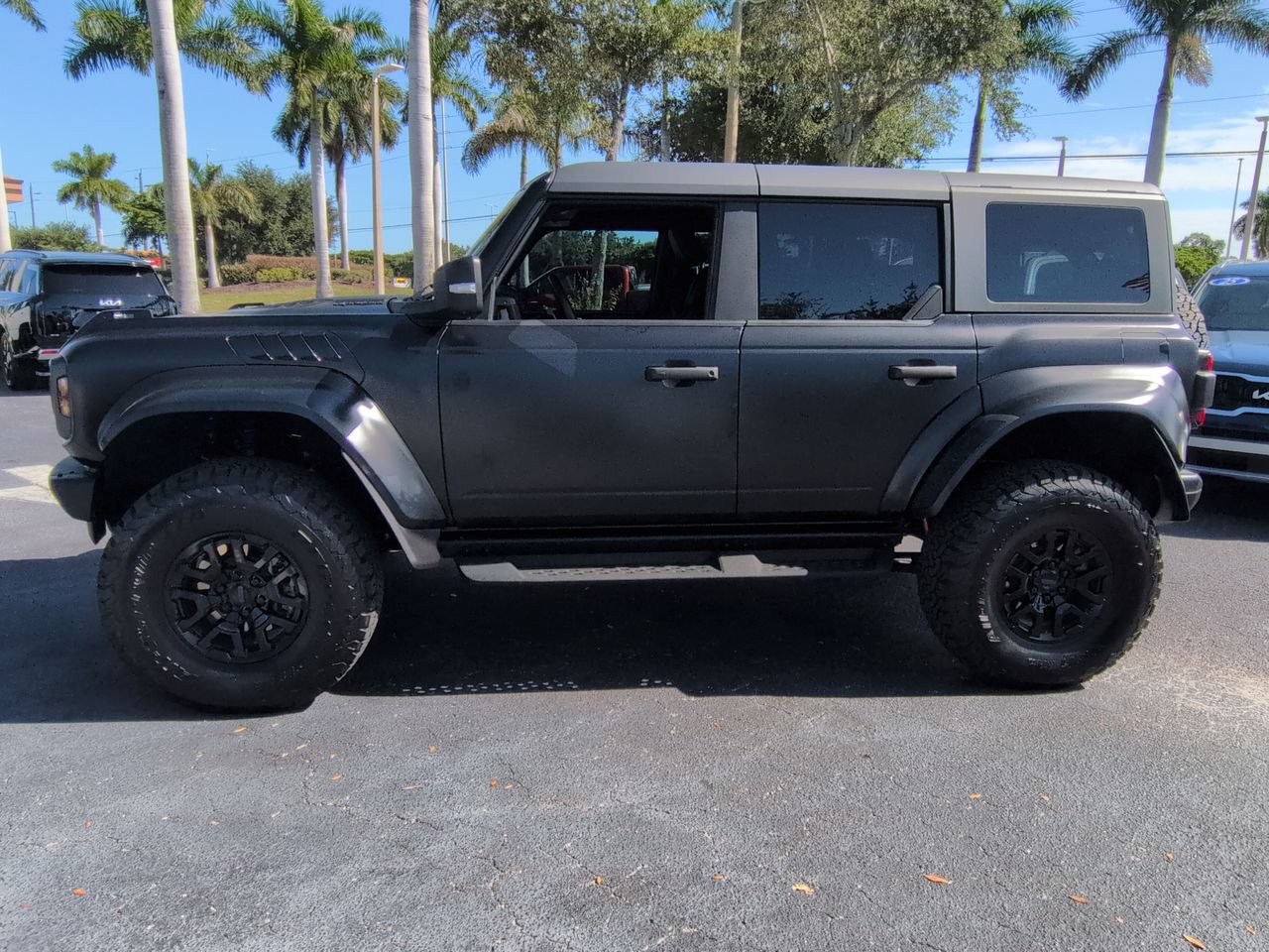 Certified 2024 Ford Bronco Raptor w/ Interior Carbon Fiber Pack 6 AWD/4WD image 7
