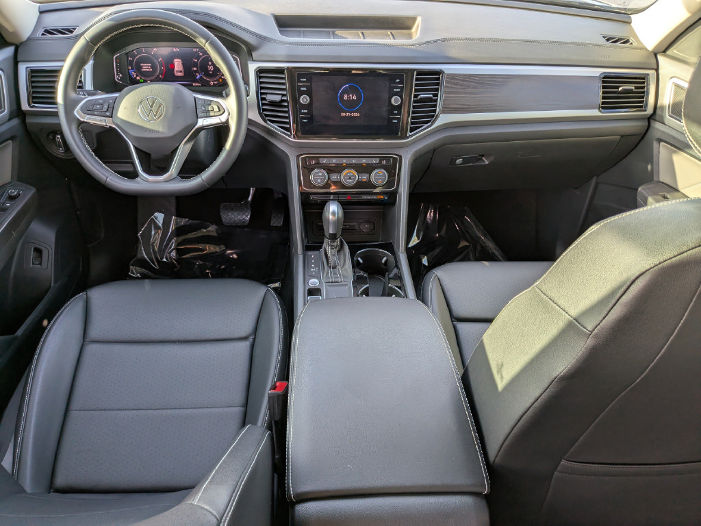 Certified 2023 Volkswagen Atlas SE w/ Panoramic Sunroof Package FWD image 10