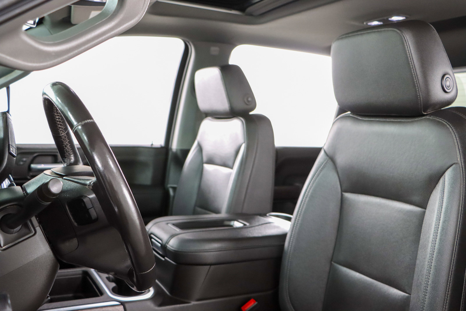 Used 2022 Chevrolet Silverado 2500 LTZ w/ LTZ Plus Package image 26