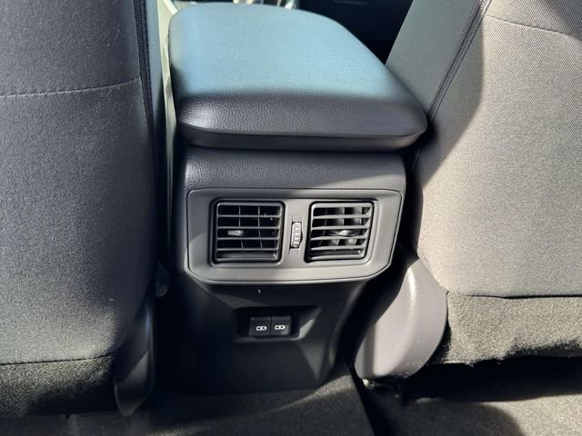 Used 2022 Toyota RAV4 SE w/ SE Grade Weather Package image 10