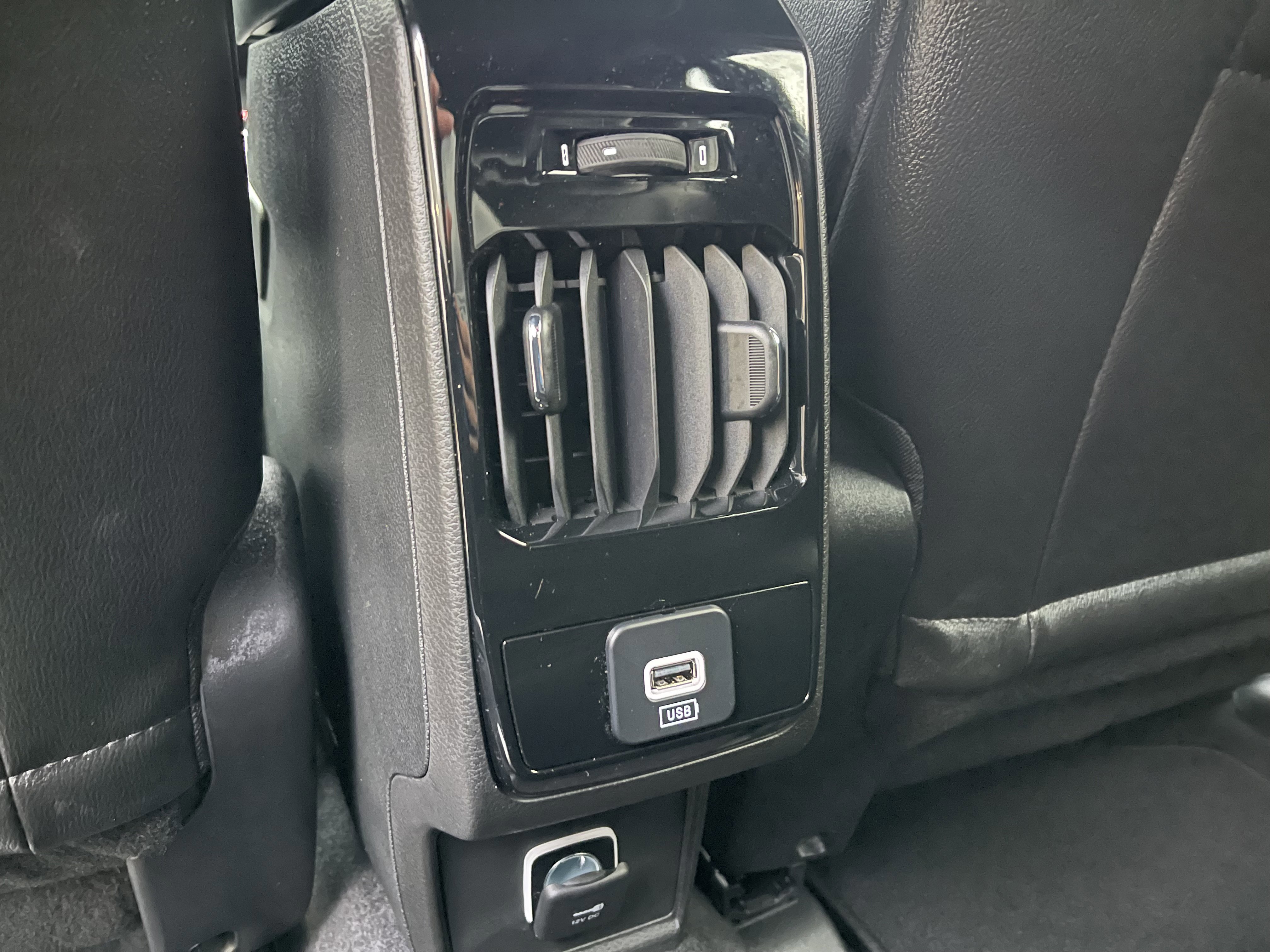 New 2026 Jeep Compass Latitude image 20