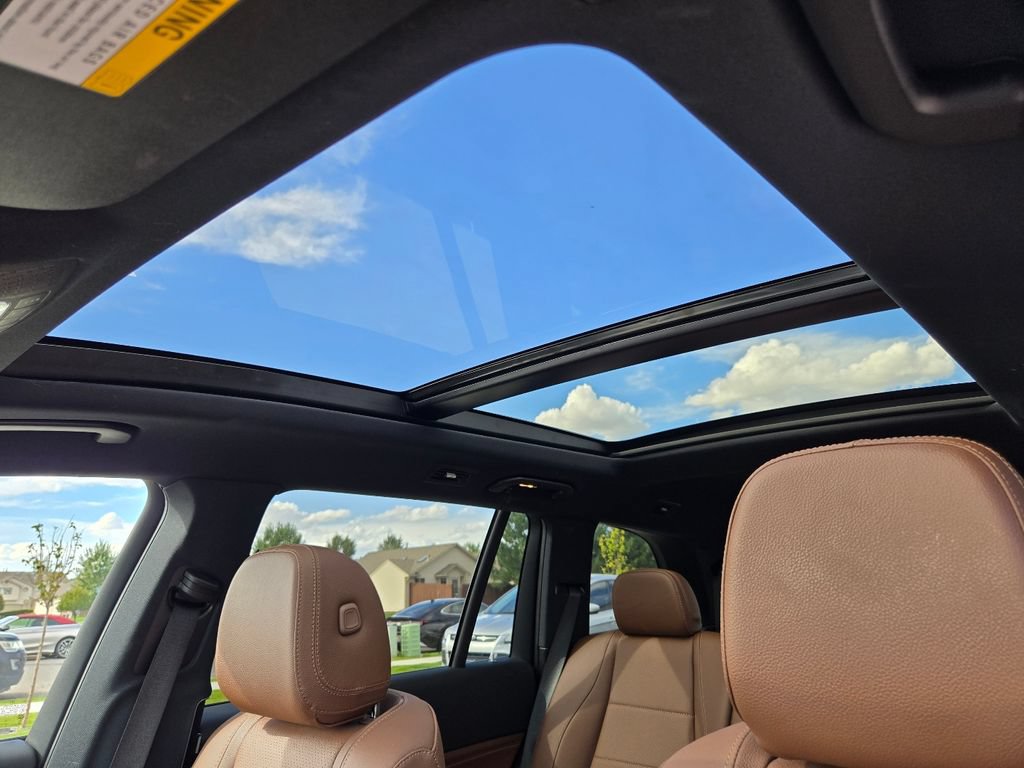 Used 2025 Mercedes-Benz GLS 450 4MATIC image 5