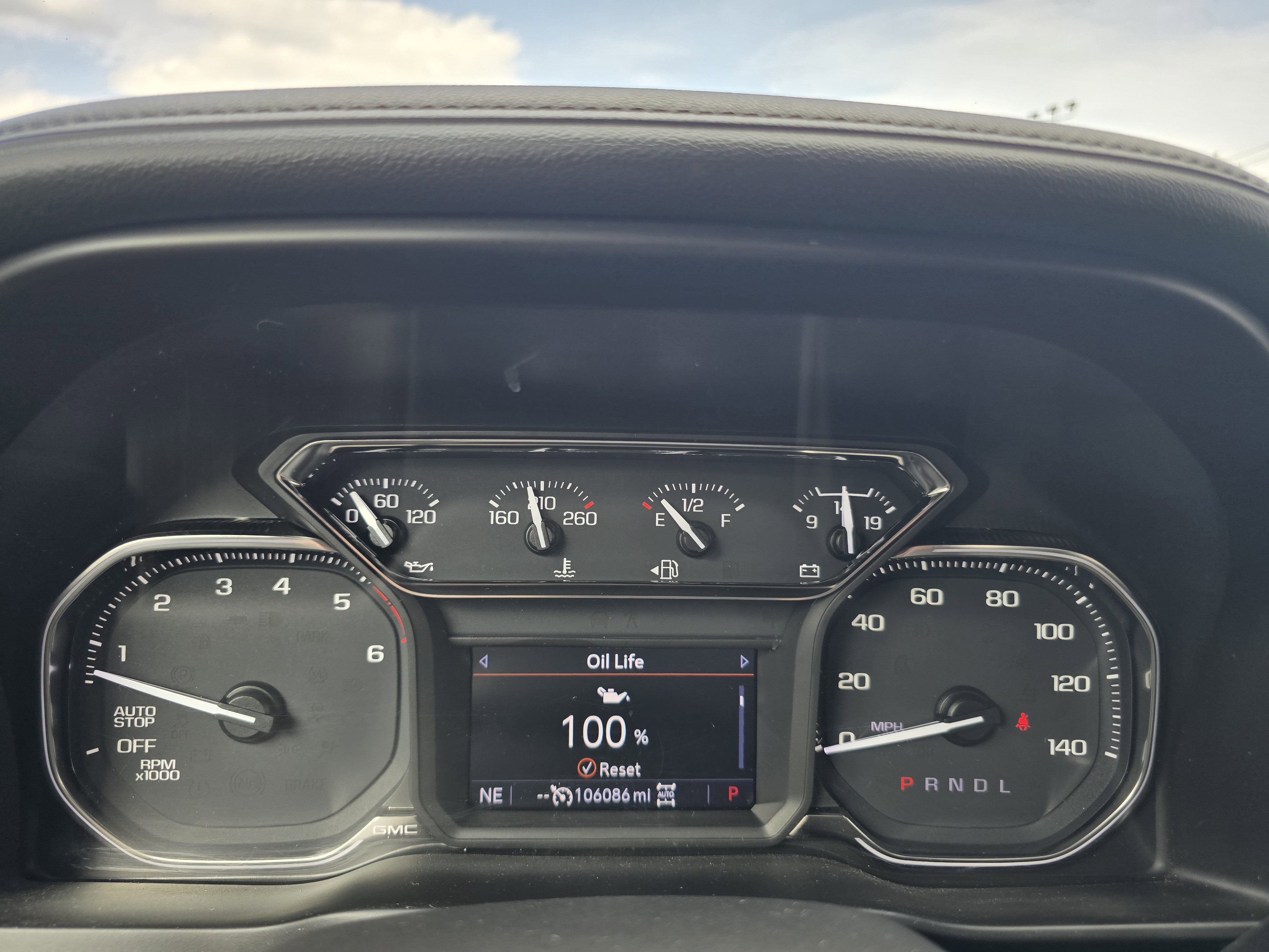 Used 2021 GMC Sierra 1500 Elevation w/ X31 Off-Road Package AWD/4WD image 22