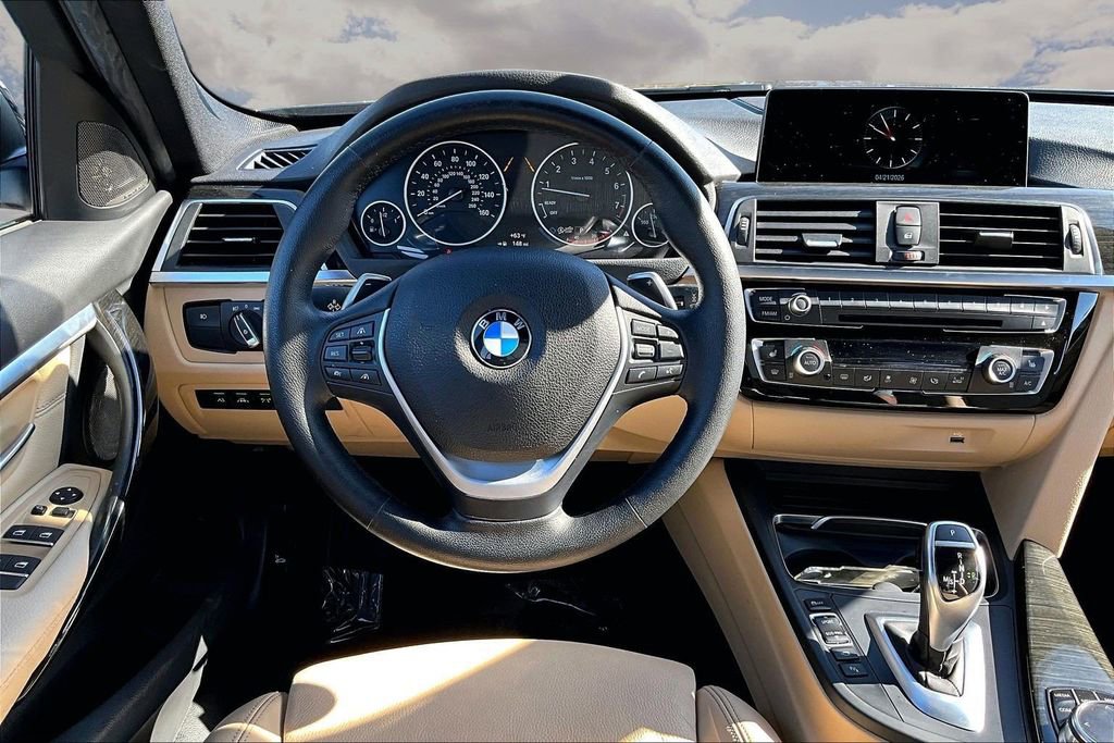 Used 2017 BMW 340i xDrive Sedan AWD/4WD image 8