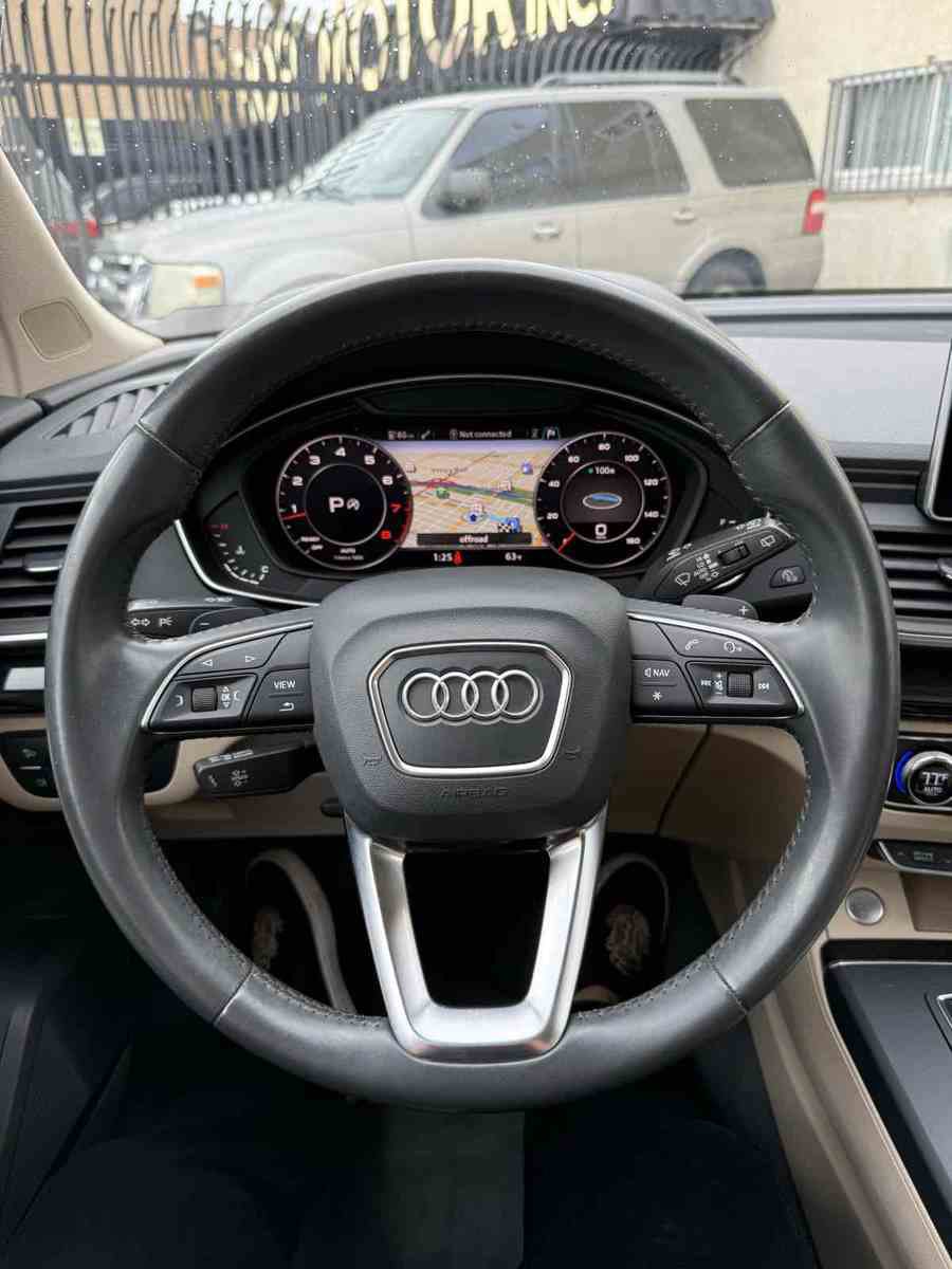 Used 2018 Audi Q5 2.0T Premium Plus w/ Premium Plus Package image 28