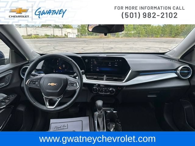 Used 2024 Chevrolet Trax LT w/ Driver Confidence Package FWD image 23