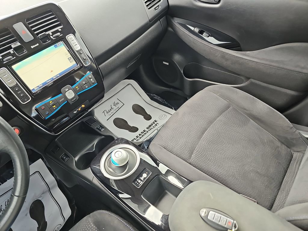 Used 2014 Nissan Leaf SV w/ LED & Quick Charge Package image 27