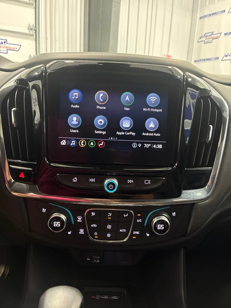 Used 2023 Chevrolet Traverse High Country w/ LPO, Floor Liner Package AWD/4WD image 25