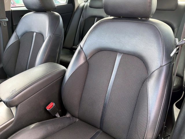 Used 2019 Kia Optima S w/ S Panoramic Sunroof Package image 17