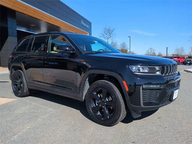 New 2026 Jeep Grand Cherokee Limited image 2