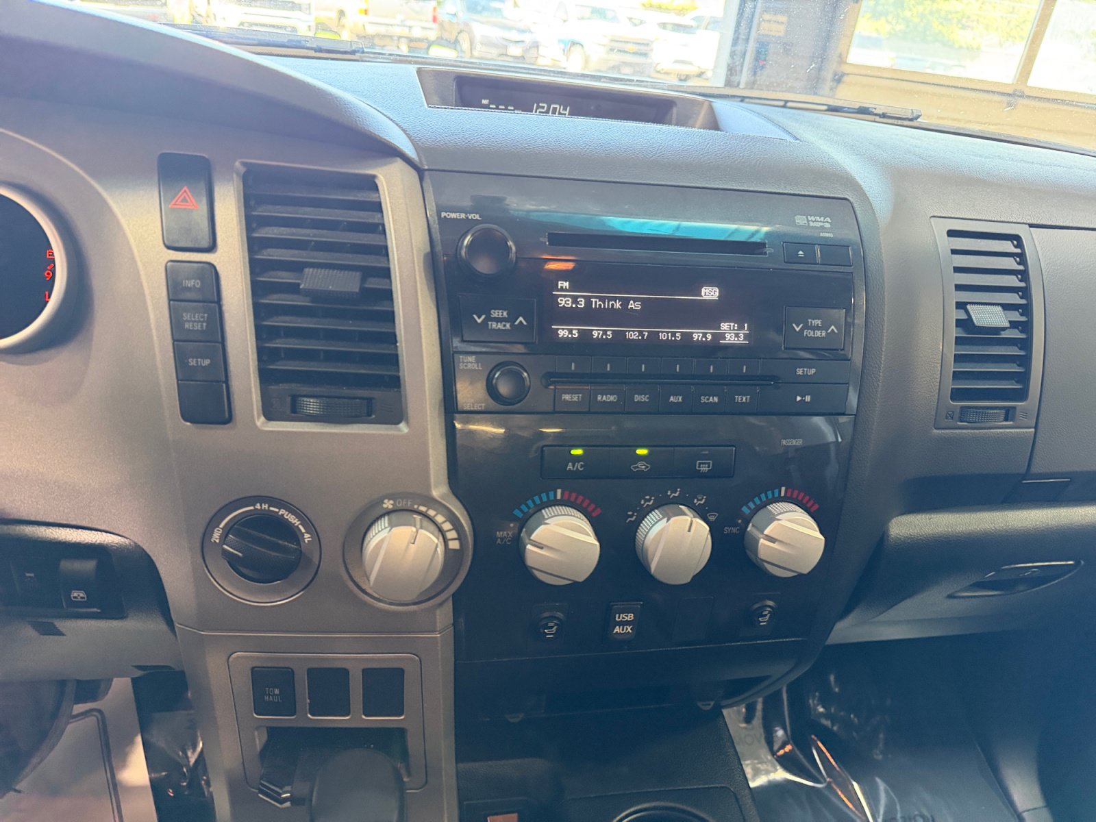 Used 2012 Toyota Tundra 4x4 CrewMax w/ TRD Off-Road Pkg image 12