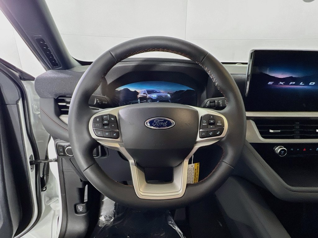 New 2027 Ford Explorer Active AWD/4WD image 8